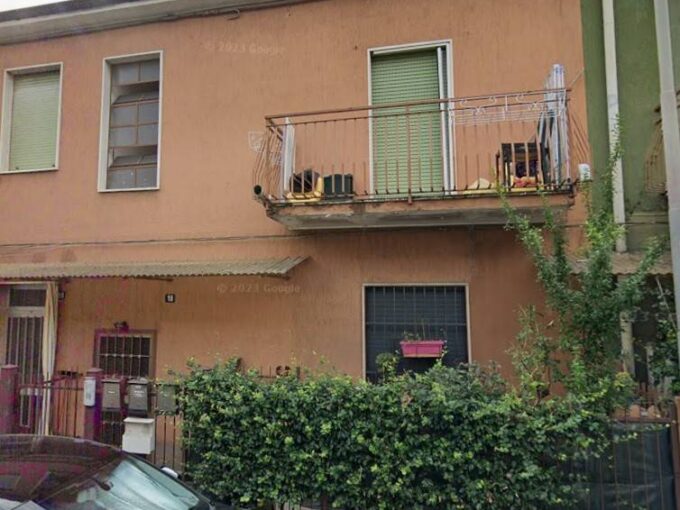 DUE LOCALI CON CANTINA. LIBERO.